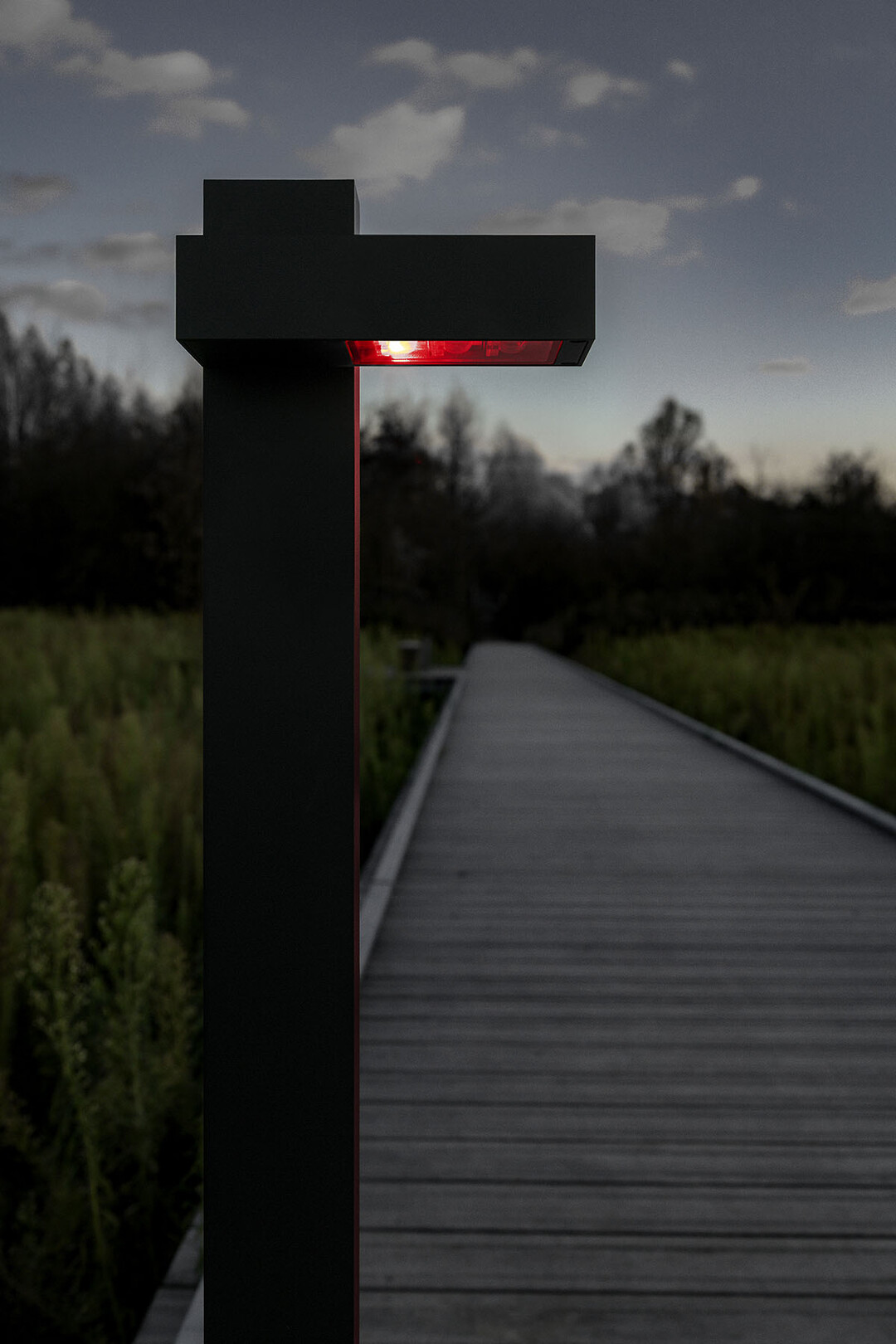 Mit der neuen Pollerleuchte Polesano Bollard NCL erweitert Deltalight seine bewhrte Polesano Leuchtenfamilie um eine umweltfreundliche Variante fr Auenanlagen im privaten und ffentlichen Bereich