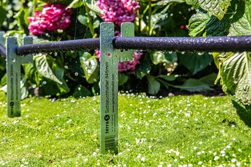 Schlauchhalter in verzinkter Ausfhrung von terra-S.