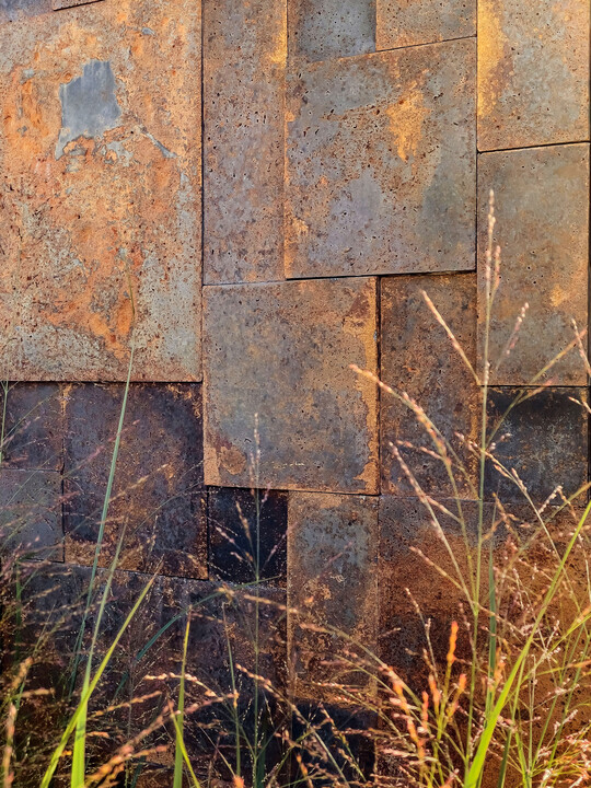 Formatdetail in der Farbe Magma