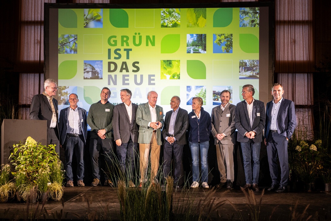 Die Referenten samt Geschäftsführung und Moderatoren (v.l.n.r. – es fehlen Nadja Kabisch und Martin Schmitz): Phillip Sattler, Marco Schmidt, Jan Dieterle, Bernhard von Ehren, Bernd von Ehren, Mojib Latif, Sabine Tietz, Daniel Zimmermann, Henning Breimann, Jens Spanjer