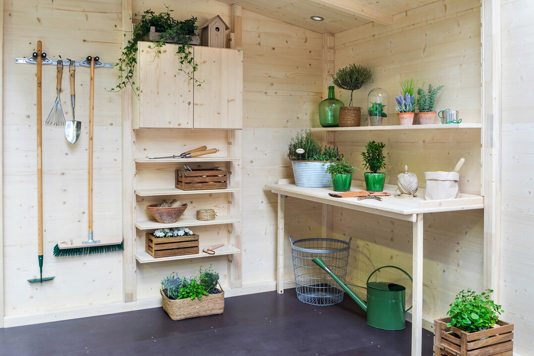 Gartenger�te, Pflanzgef��e, Outdoor-Textilien und Zubeh�r lassen sich �bersichtlich verstauen und sind jederzeit griffbereit.