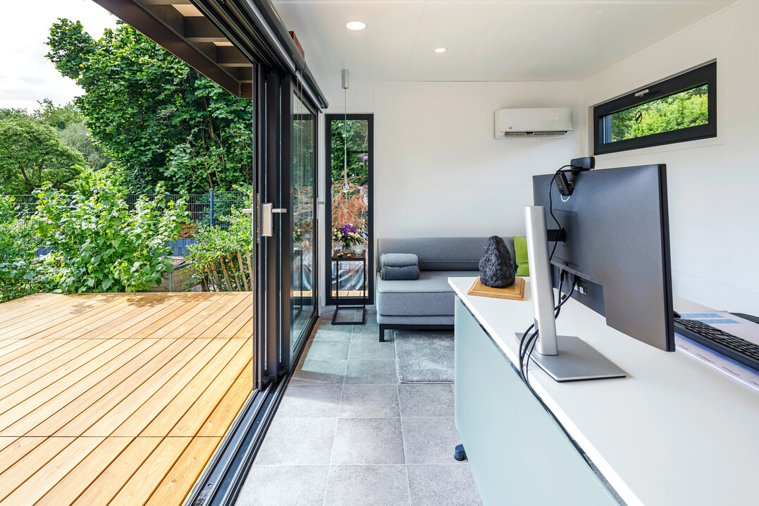 Im Innenbereich realisiert gartana auf Wunsch den kompletten Ausbau, von der Boden- und Wandgestaltung bis zur Integration von Klimaanlage oder Fu�bodenheizung.