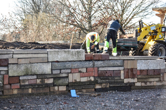 P�nktlich zur Er�ffnung entsteht der neue Musterpark f�r den Klimaschutz.