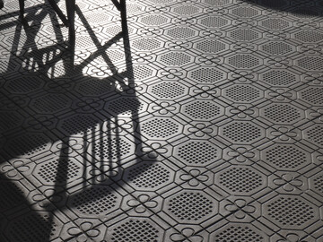 Die VIA-Trottoirplatte ist in unterschiedlichen Designs erhltlich