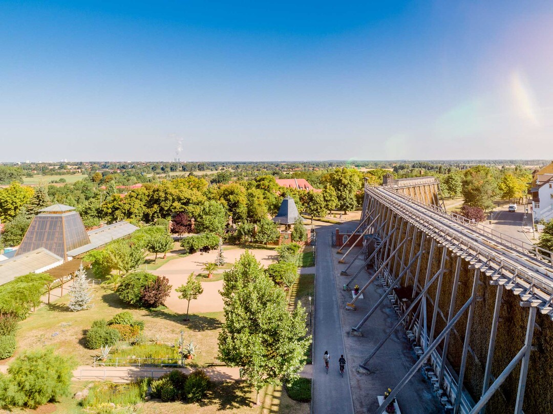 Bad Drrenberg: Blick auf das Gradierwerk