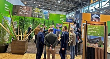 Das Fachpublikum zeigte sich begeistert von den Mglichkeiten, die MOSO Bambusprodukte fr die Raum- und Gebudeausstattung sowie fr den Garten- und Landschaftsbau bieten.