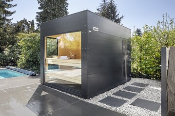 Die Bonner Firma gartana ist bekannt fr ihre von dem renommierten Architekten Karl-Heinz
Schommer entworfenen Design-Gartenhuser. 
